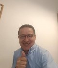 Встретьте Мужчинa : Wechatalbert, 64 лет до Колумбия  Bogotá 